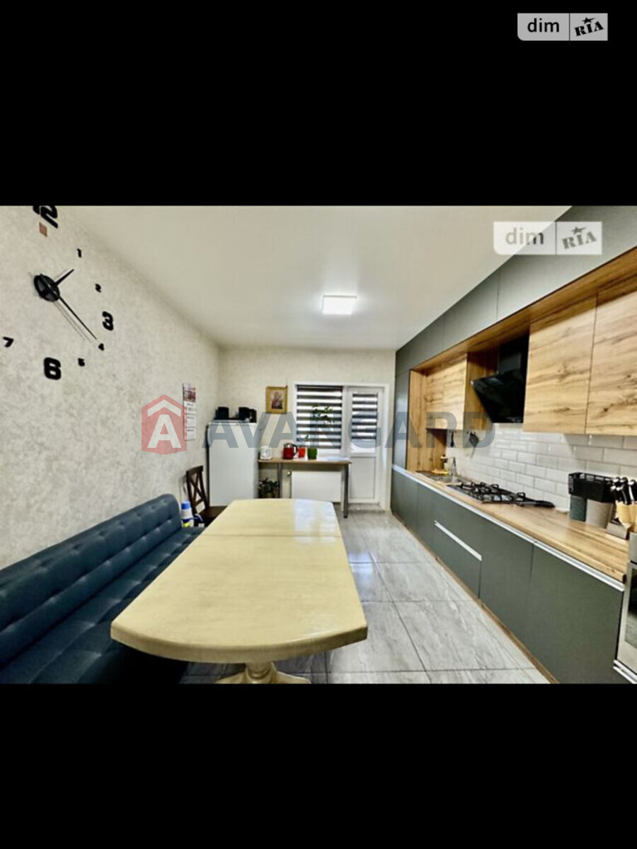 3 ��. ��������, 140/85/20 ��. �., 3/3 ������ ���� 13