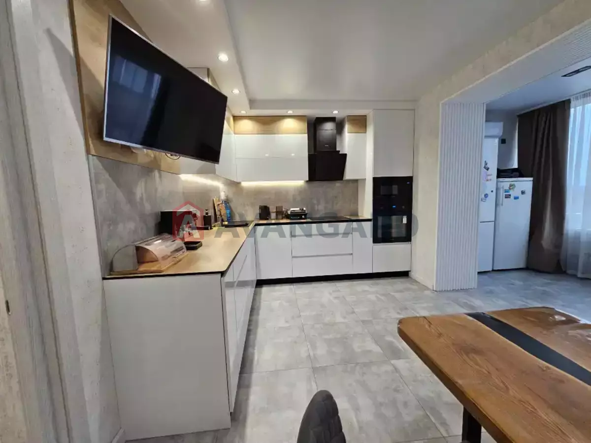 2 ��. ��������, 95/-/- ��. �., 9/11 ������ ���� 21