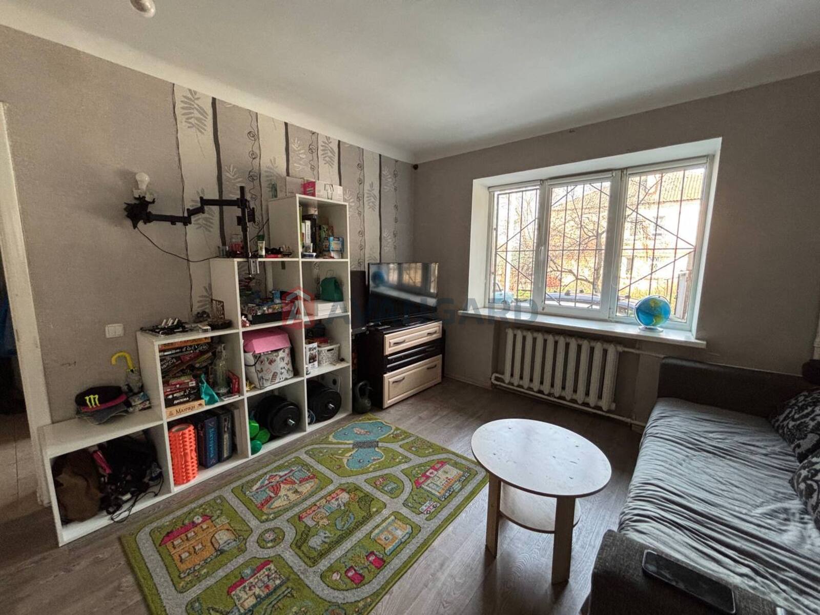 2 ��. ��������, 43/-/5 ��. �., 1/3 ������ ���� 1