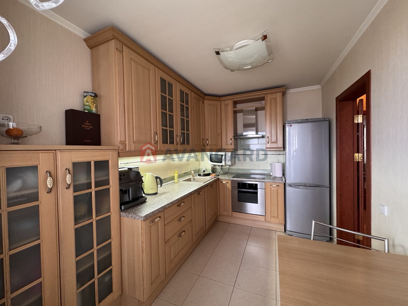 4 ��. ��������, 96,6/63,4/33,5 ��. �., 10/14 ������ ���� 4