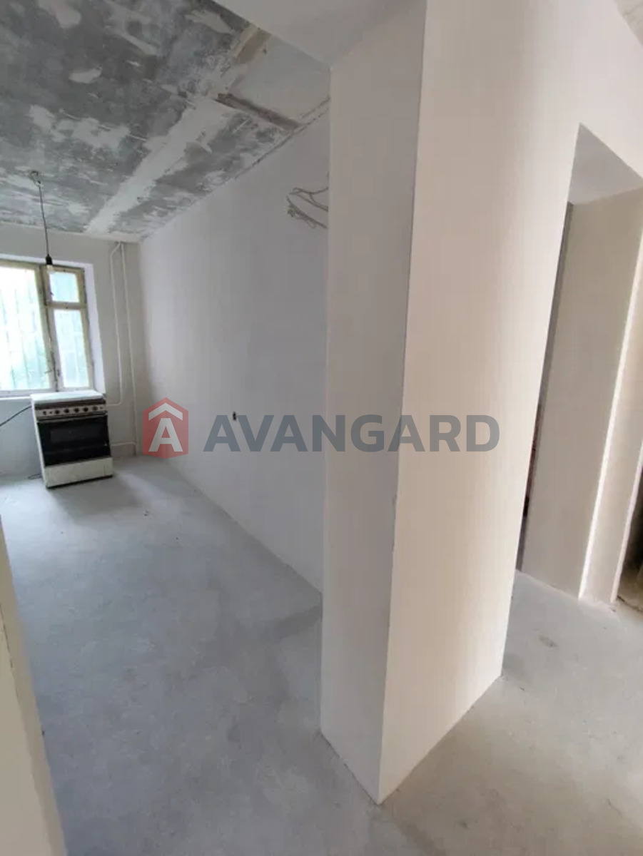 3 ��. ��������, 65/-/8 ��. �., 2/9 ������ ���� 5