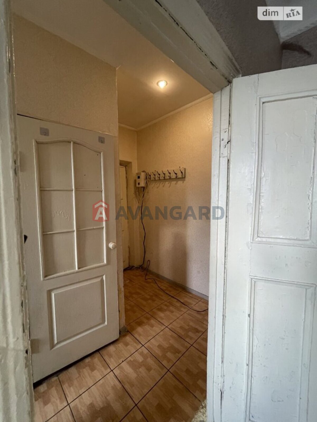 1 ��. ��������, 31/-/- ��. �., 1/2 ������ ���� 4