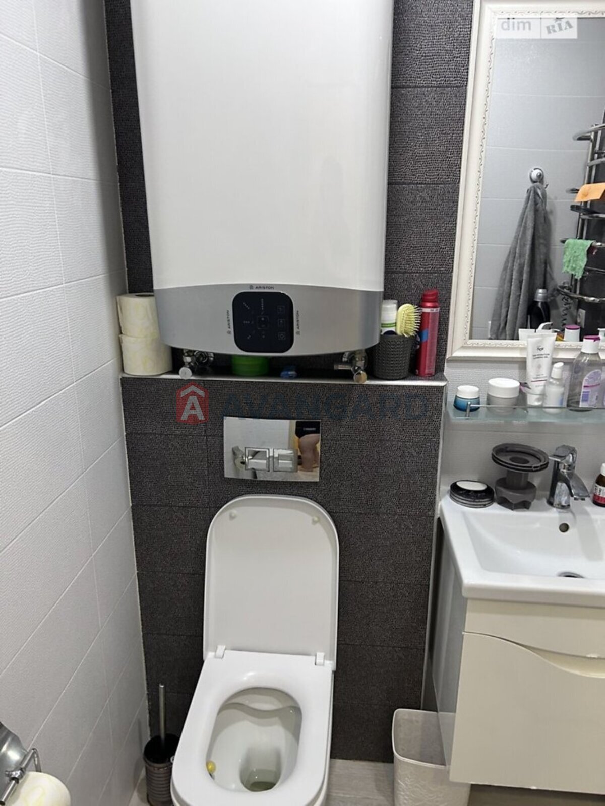 3 ��. ��������, 55/-/- ��. �., 1/5 ������ ���� 12