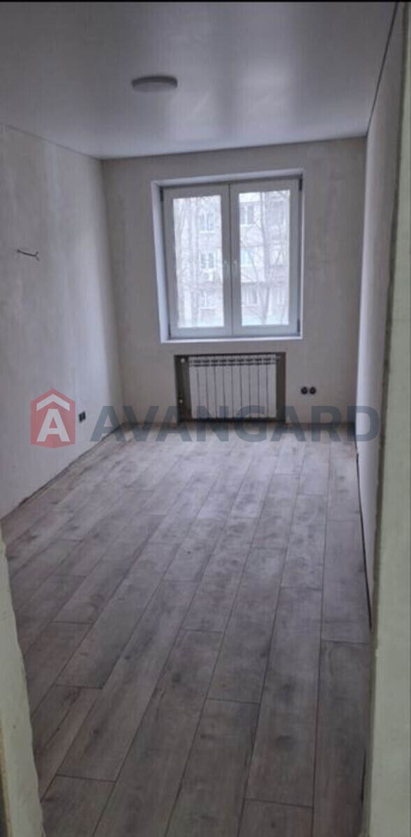 4 ����. ��������, 66/-/7 ��. �., 2/5 ���� ���� 3