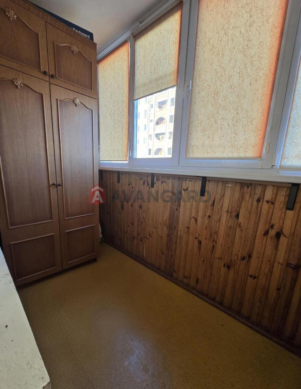 3 ��. ��������, 71/-/8 ��. �., 11/16 ������ ���� 3