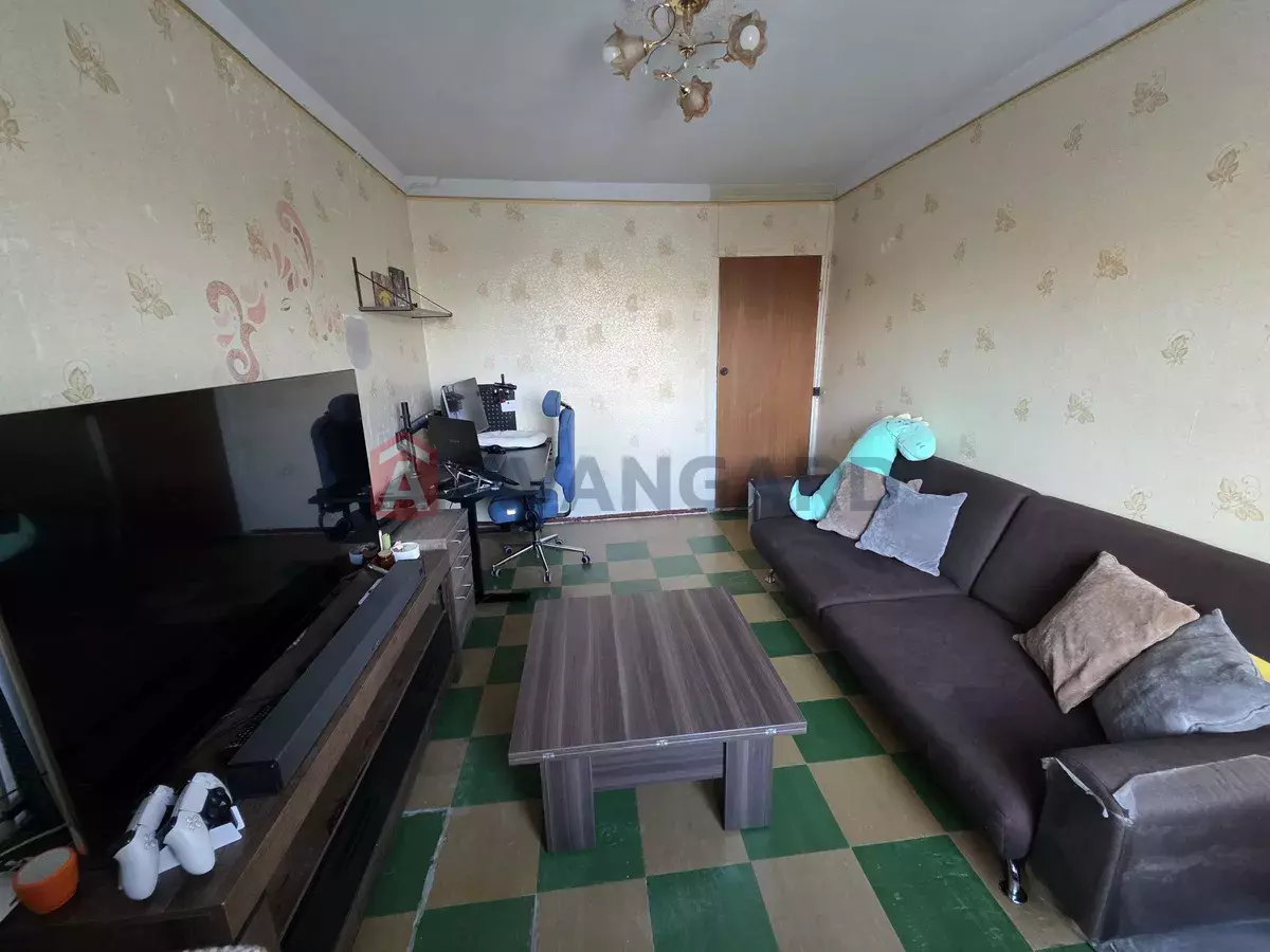 3 ��. ��������, 68/-/9 ��. �., 5/9 ������ ���� 5