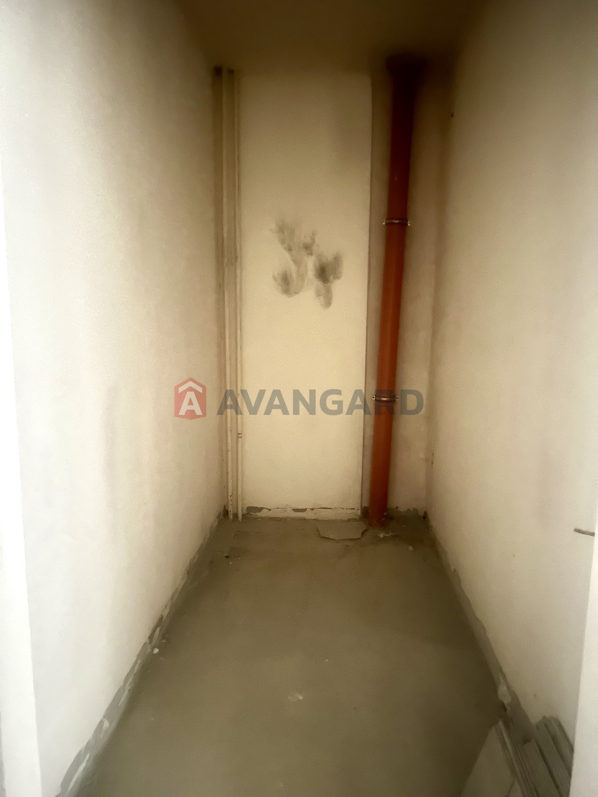 3 ��. ��������, 85/-/12 ��. �., 6/10 ������ ���� 13