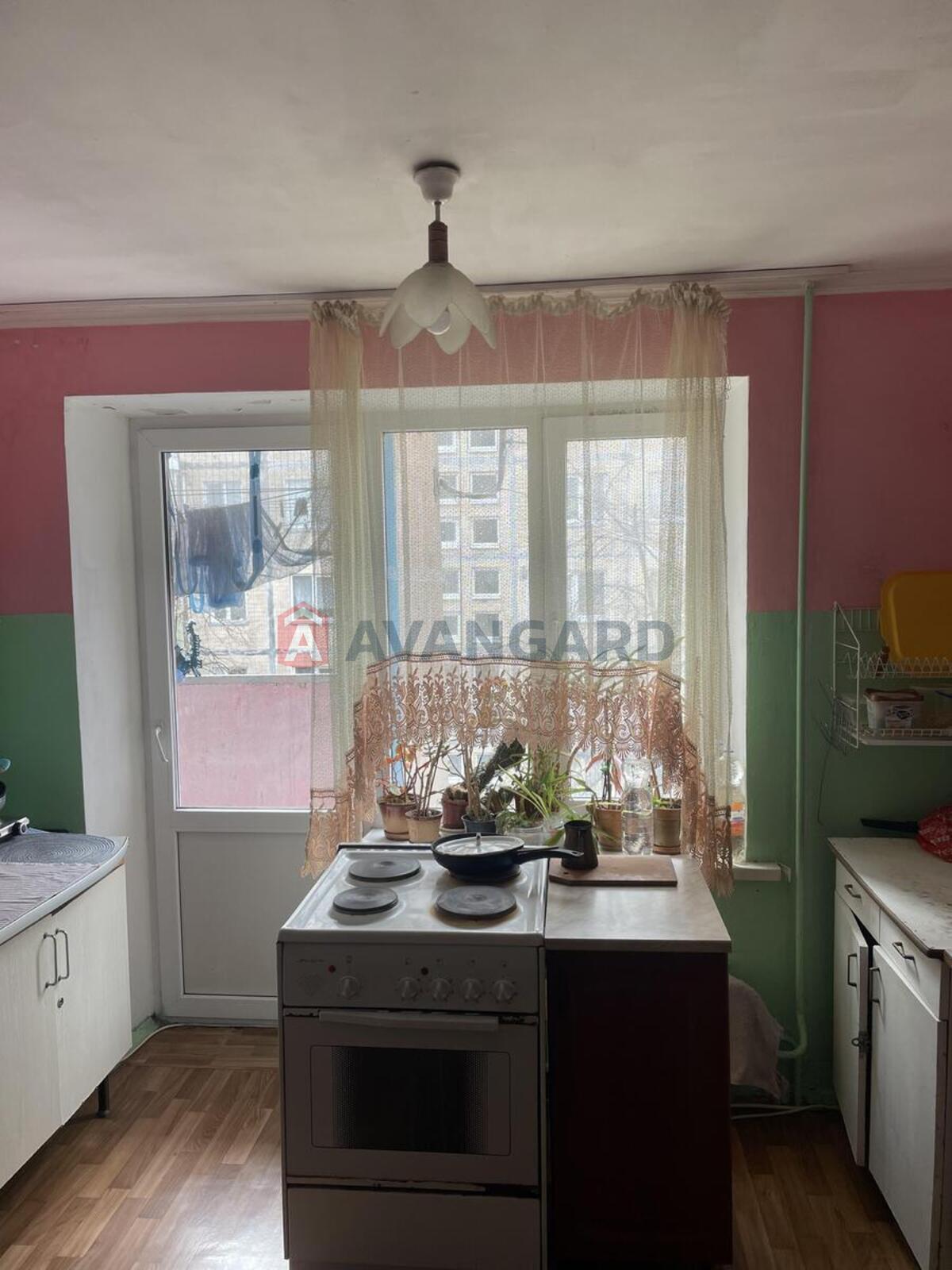 1 ��. ��������, 32/18/- ��. �., 4/9 ������ ���� 7