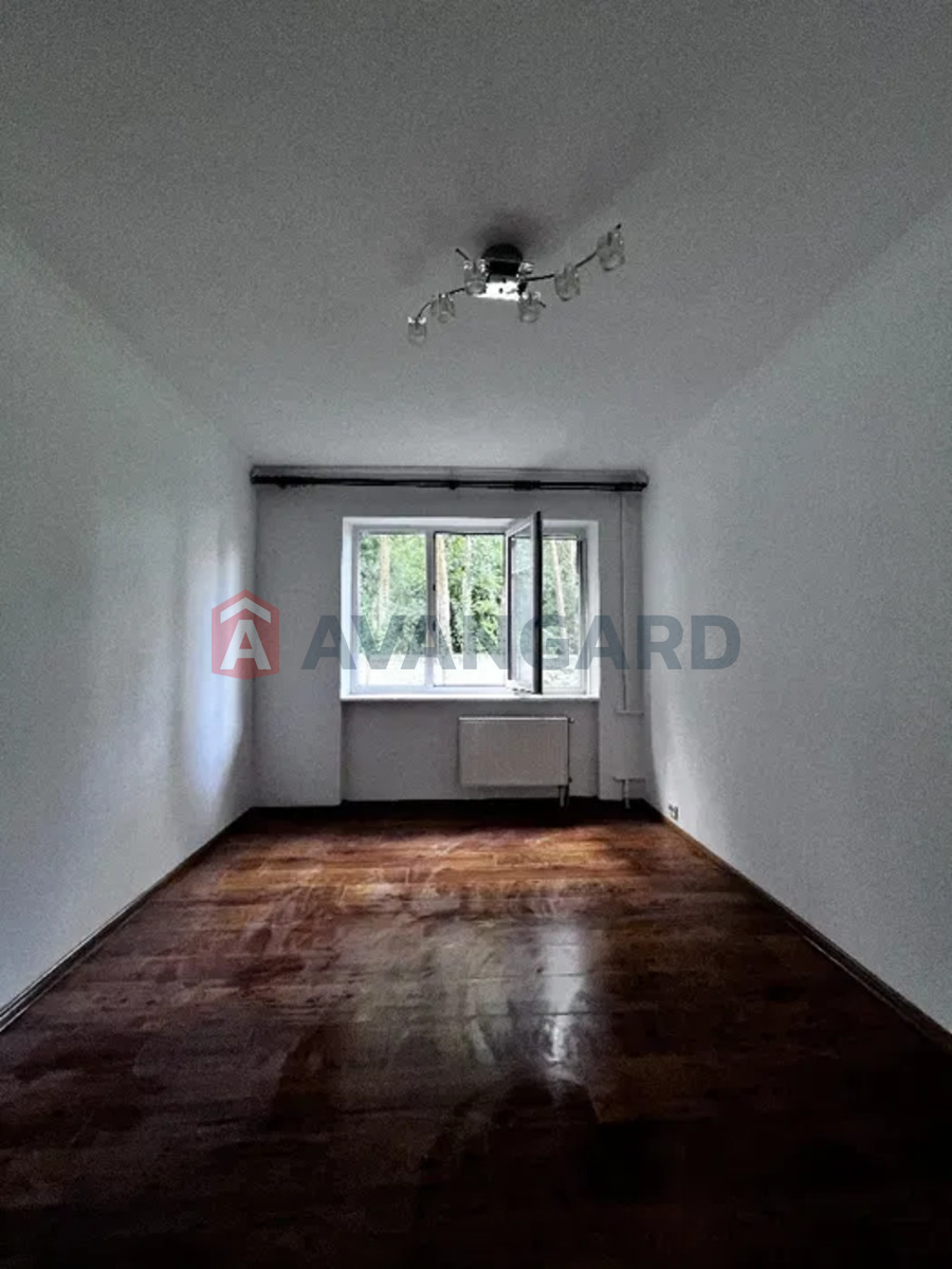 1 ����. ��������, 44/-/8 ��. �., 1/4 ���� ���� 6