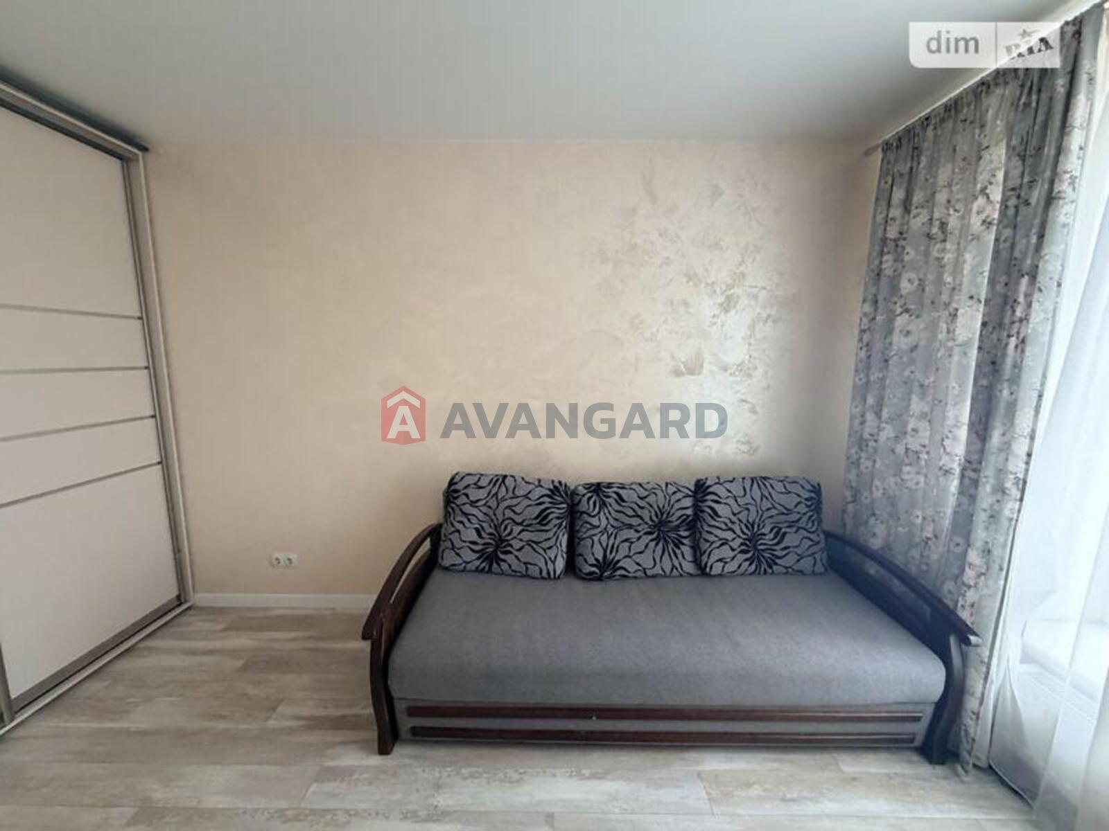 2 ��. ��������, 62/44/15 ��. �., 5/14 ������ ���� 3