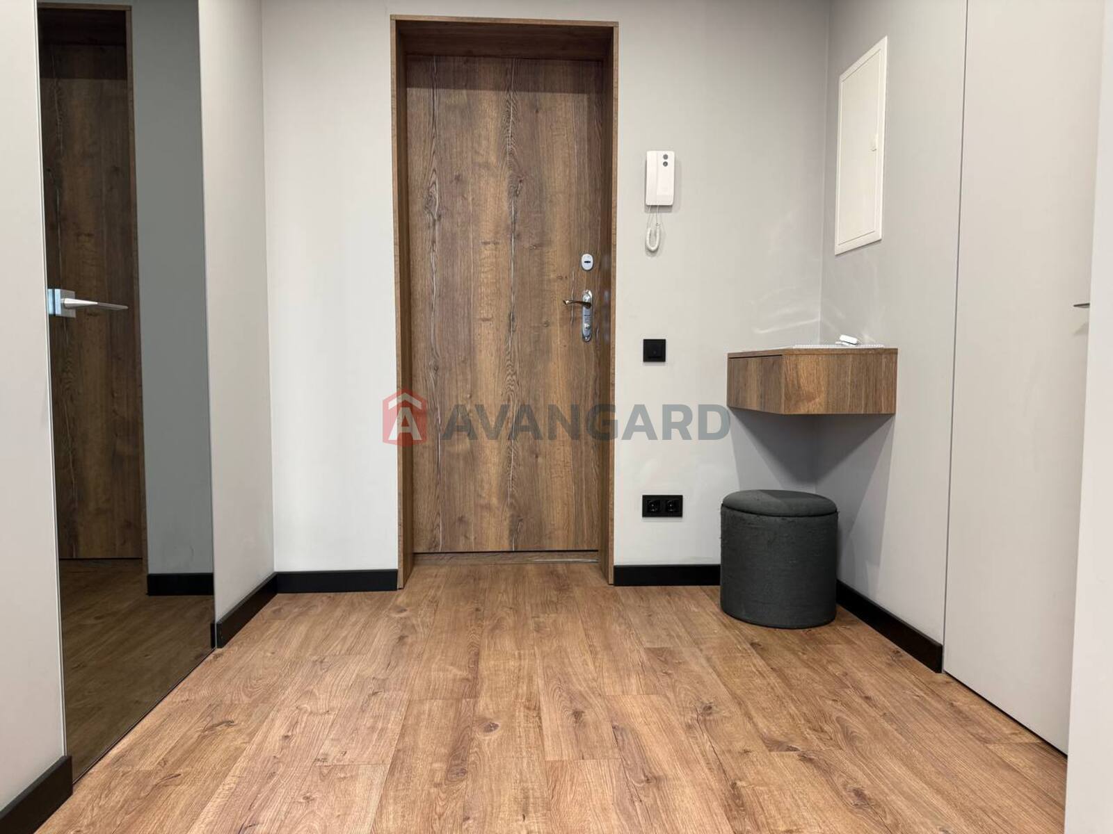 2 . , 52/-/6 . ., 2/9   13