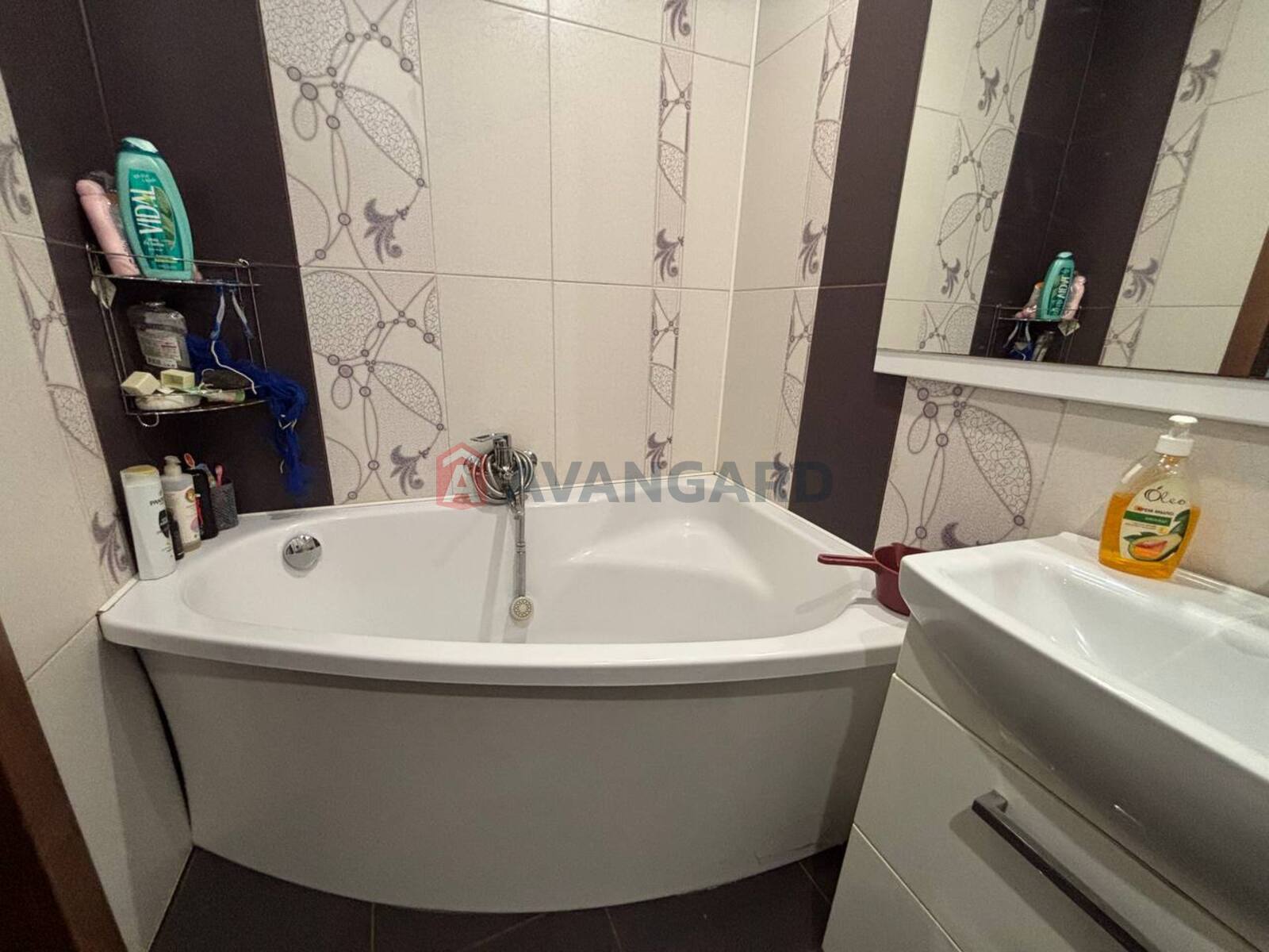 3 ��. ��������, 72/-/9 ��. �., 7/9 ������ ���� 13