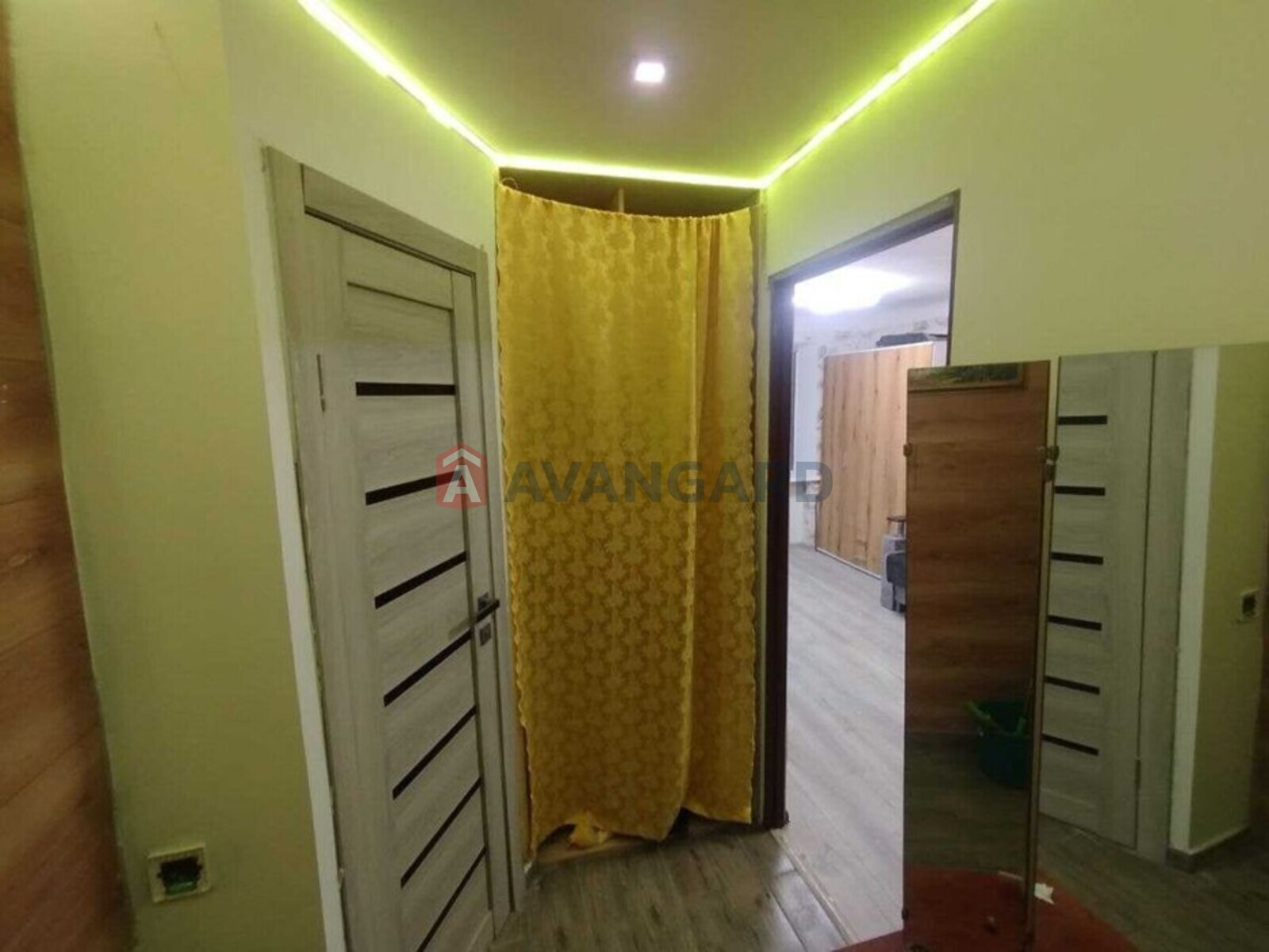 1 ��. ��������, 37/-/9 ��. �., 1/5 ������ ���� 3