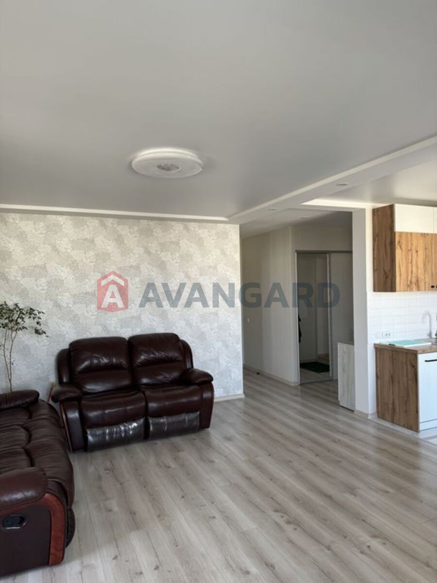 2 ��. ��������, 50/-/15 ��. �., 10/14 ������ ���� 4