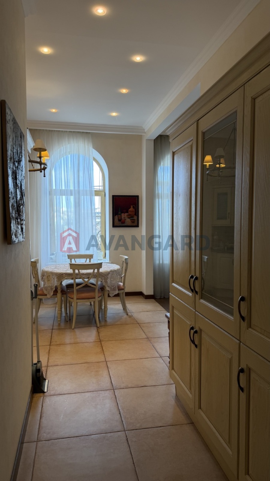 6 ��. ��������, 388/210/24 ��. �., 5/6 ������ ���� 23