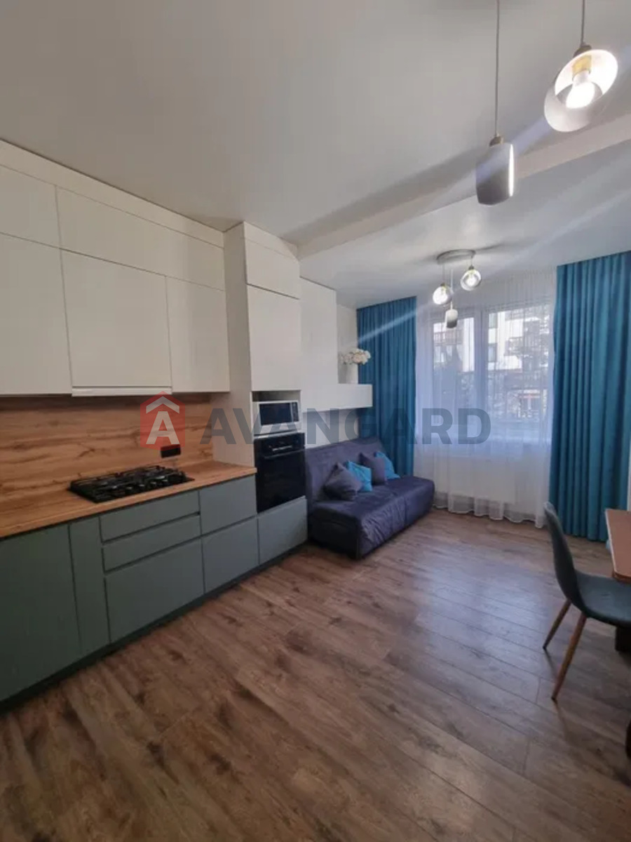 2 ��. ��������, 58/-/17 ��. �., 1/5 ������ ���� 2