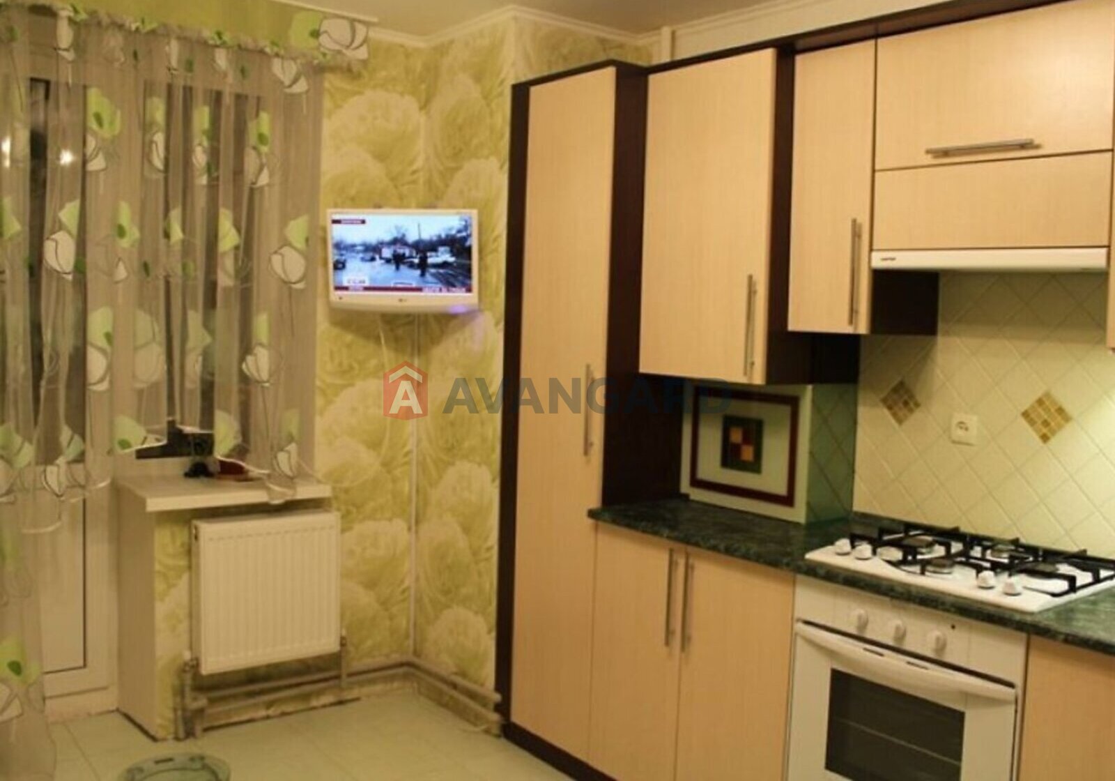 2 ����. ��������, 65/37/11 ��. �., 5/10 ���� ���� 17