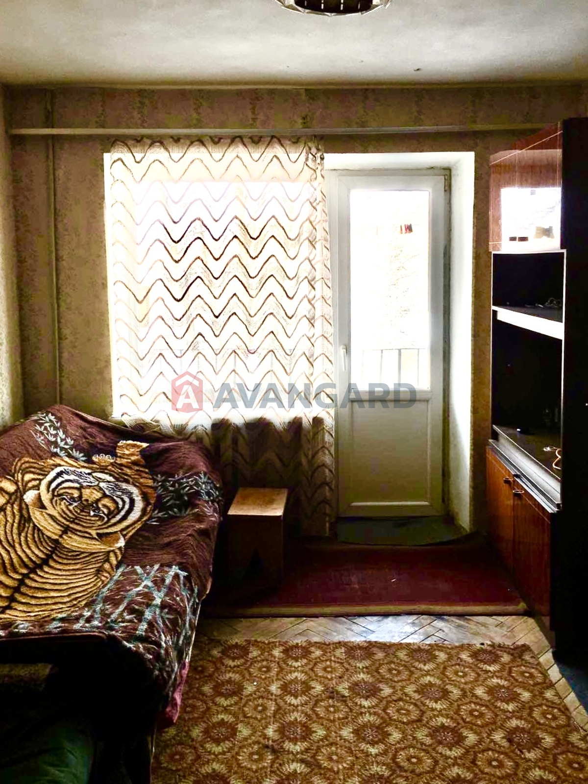 3 ��. ��������, 55/-/5 ��. �., 4/5 ������ ���� 1