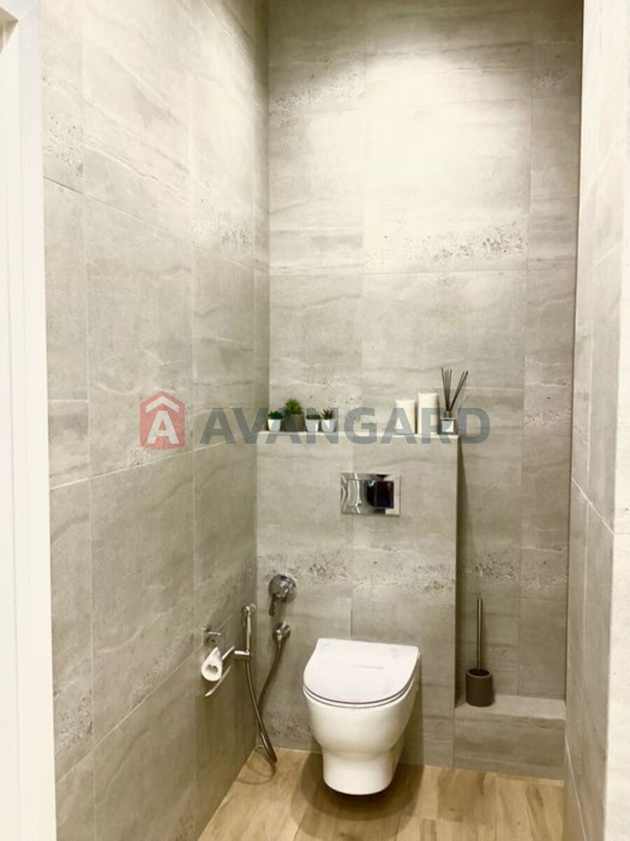 1 ��. ��������, 70/-/15 ��. �., 26/26 ������ ���� 15