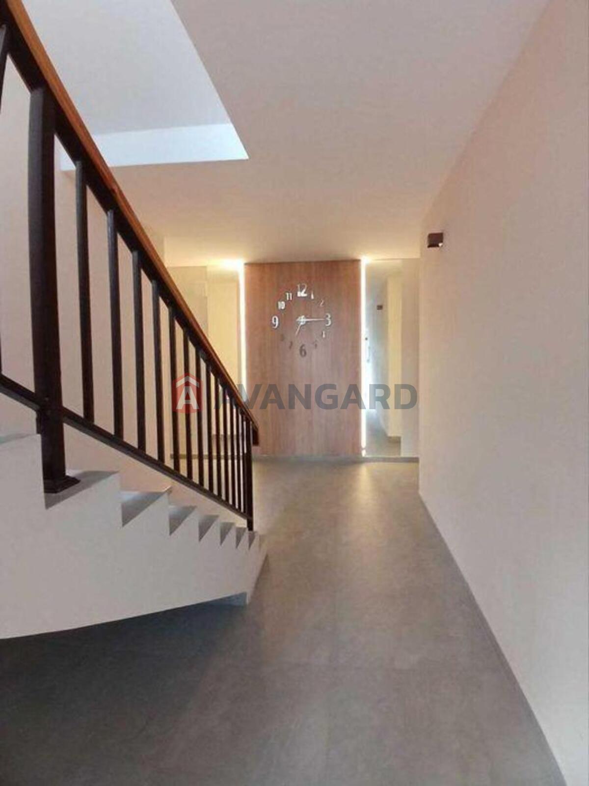 1 ��. ��������, 23/-/7 ��. �., 2/5 ������ ���� 17