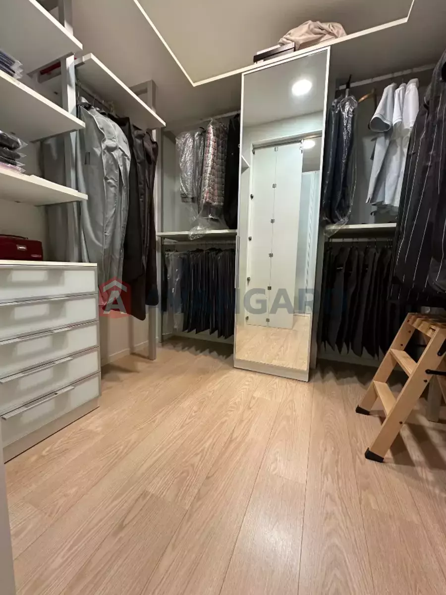 3 ��. ��������, 160/70/28 ��. �., 10/15 ������ ���� 13