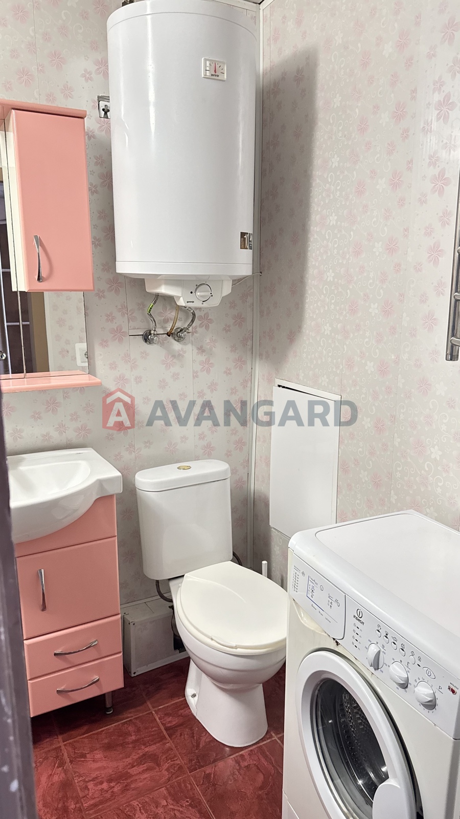 1 ��. ��������, 40,4/-/7,2 ��. �., 12/12 ������ ���� 2