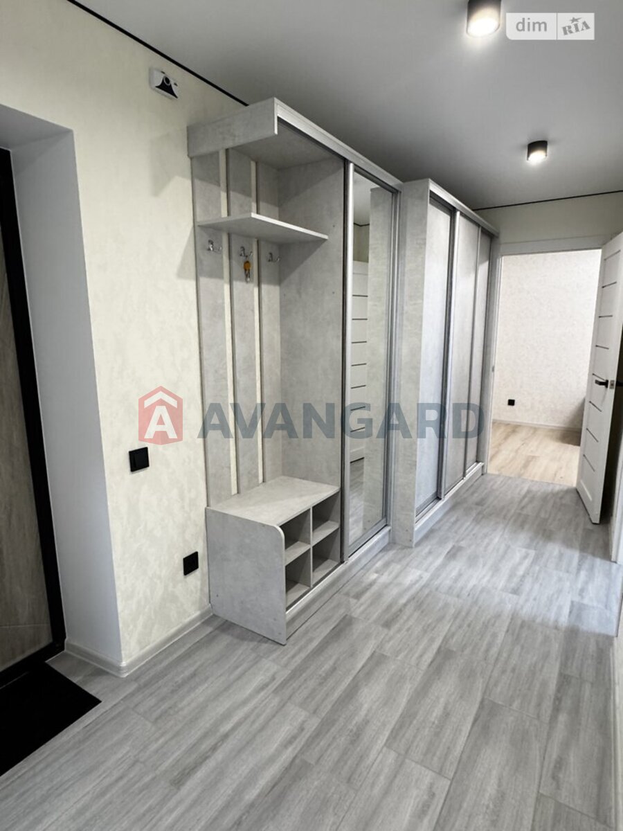 2 ��. ��������, 50/28/8 ��. �., 4/9 ������ ���� 15