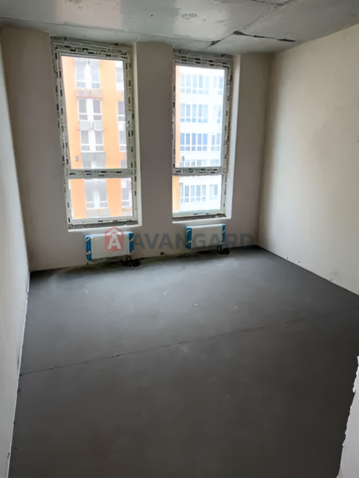 3 ��. ��������, 86.7/47.7/13.5 ��. �., 9/17 ������ ���� 5