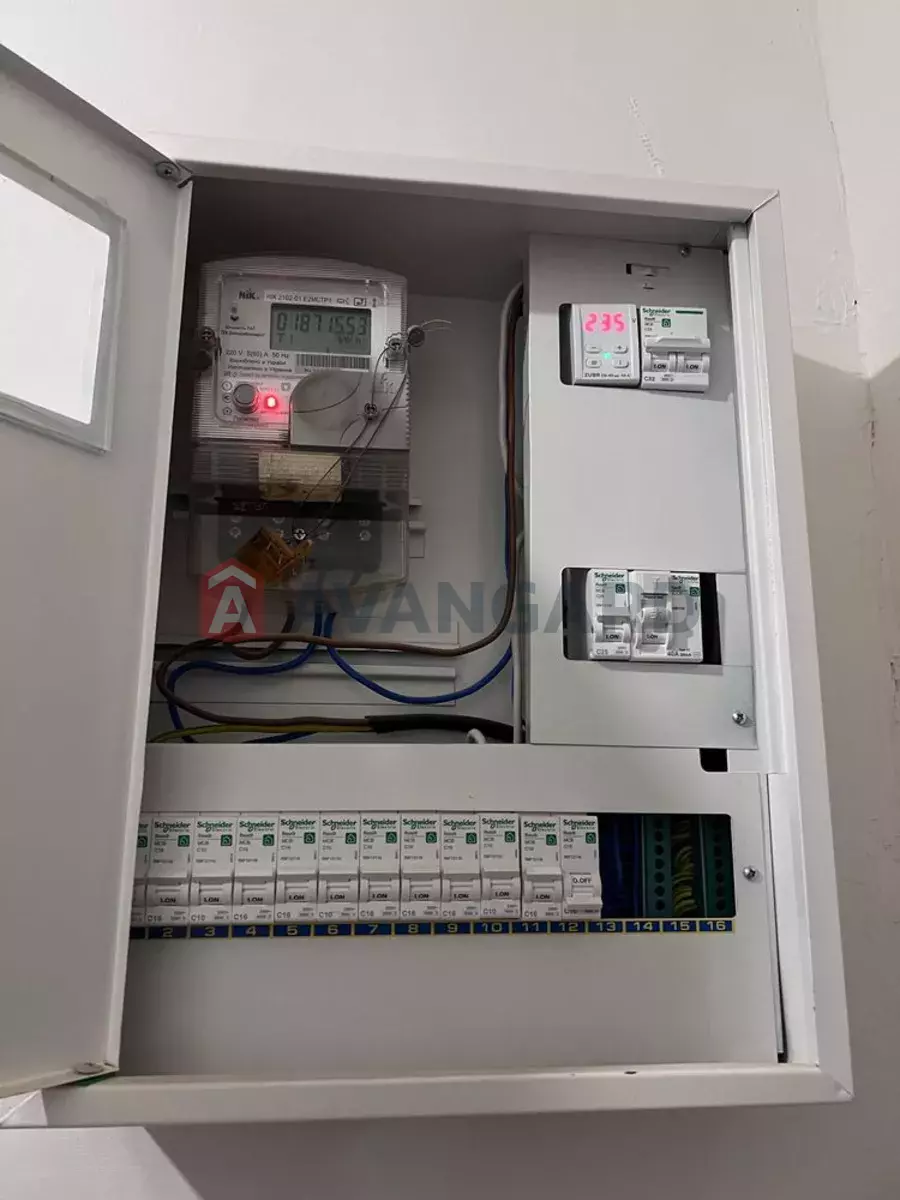 2 ��. ��������, 49/-/5 ��. �., 5/5 ������ ���� 7