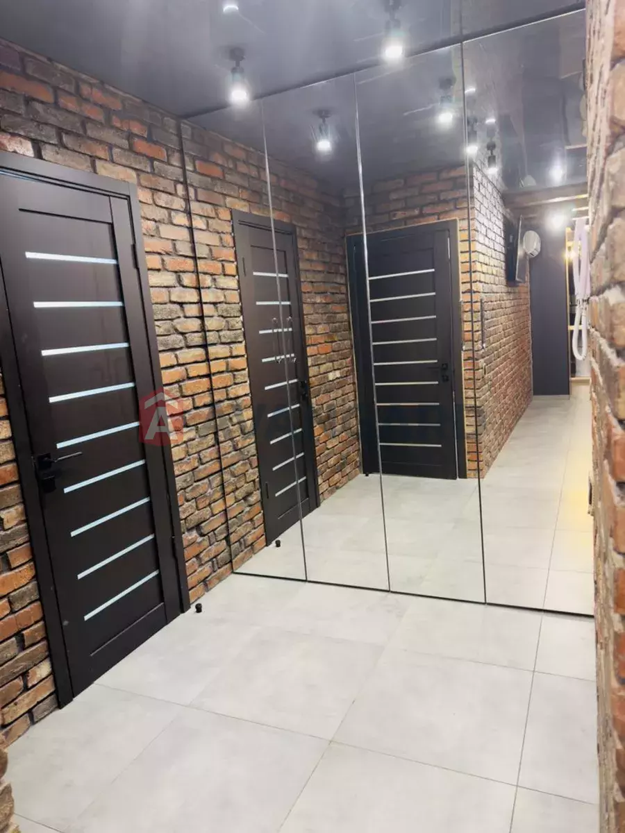 2 ��. ��������, 45/-/15 ��. �., 4/12 ������ ���� 21