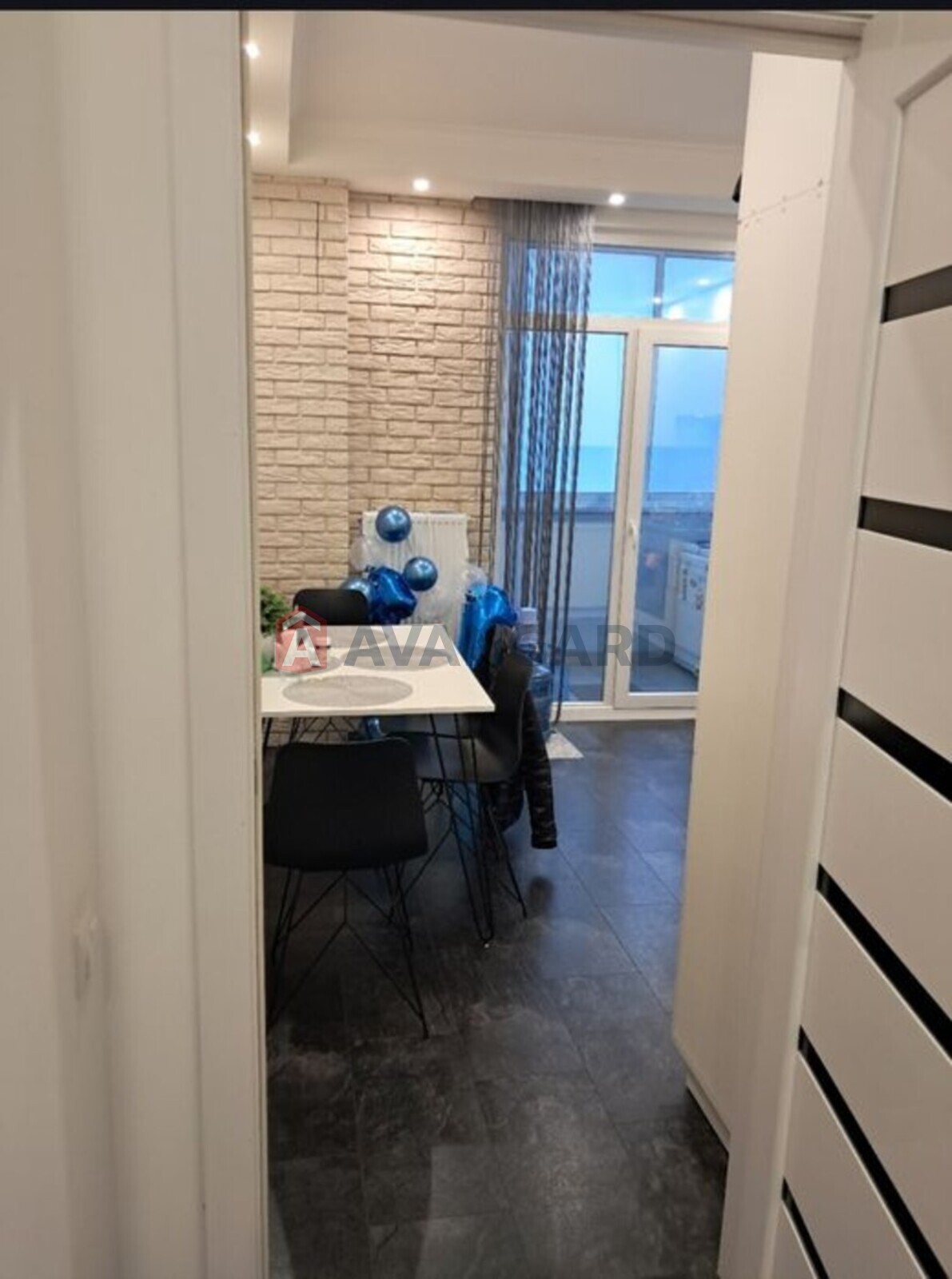 2 ��. ��������, 65/-/13 ��. �., 2/10 ������ ���� 12