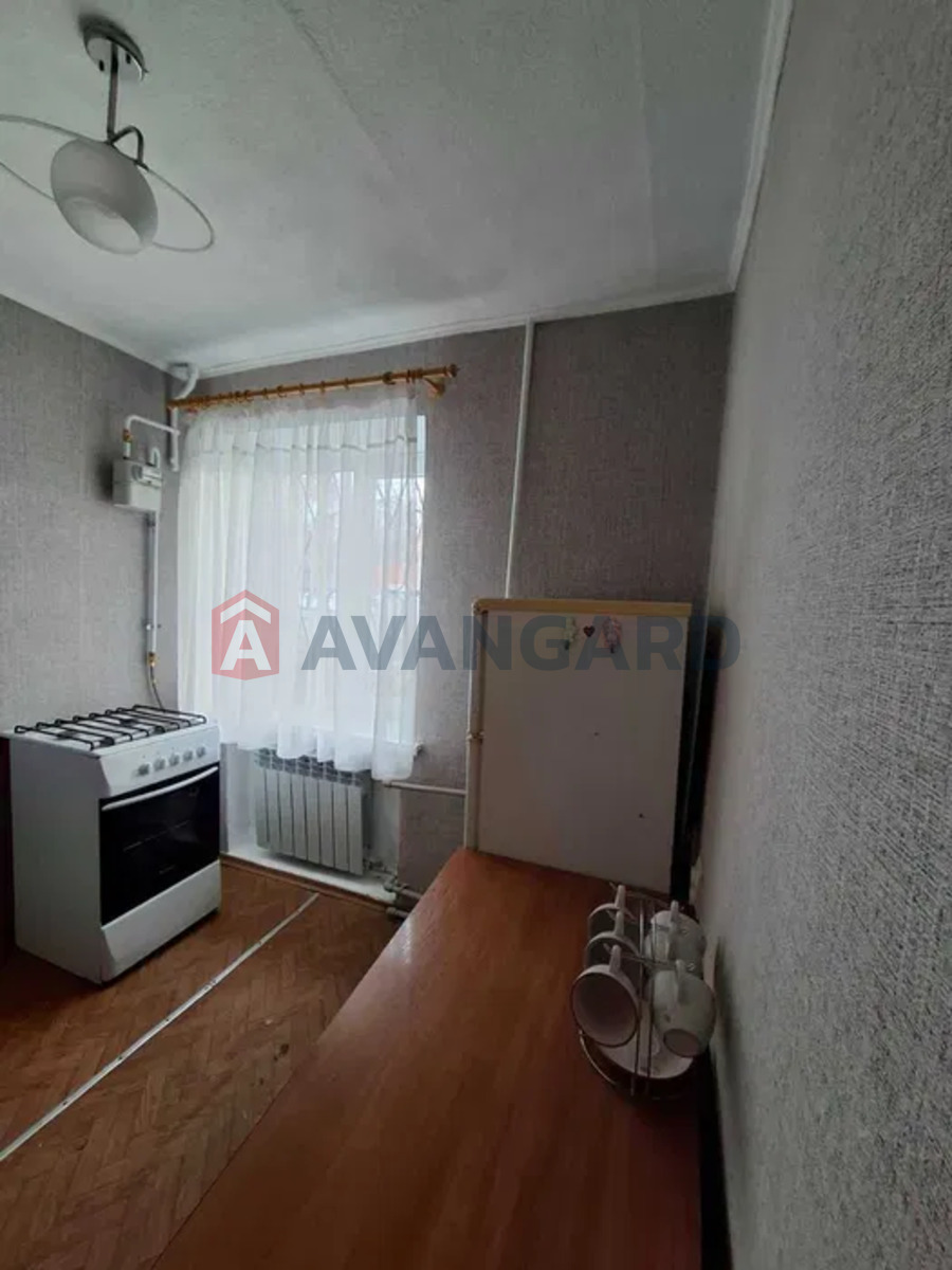 2 ��. ��������, 42/-/6 ��. �., 1/5 ������ ���� 8