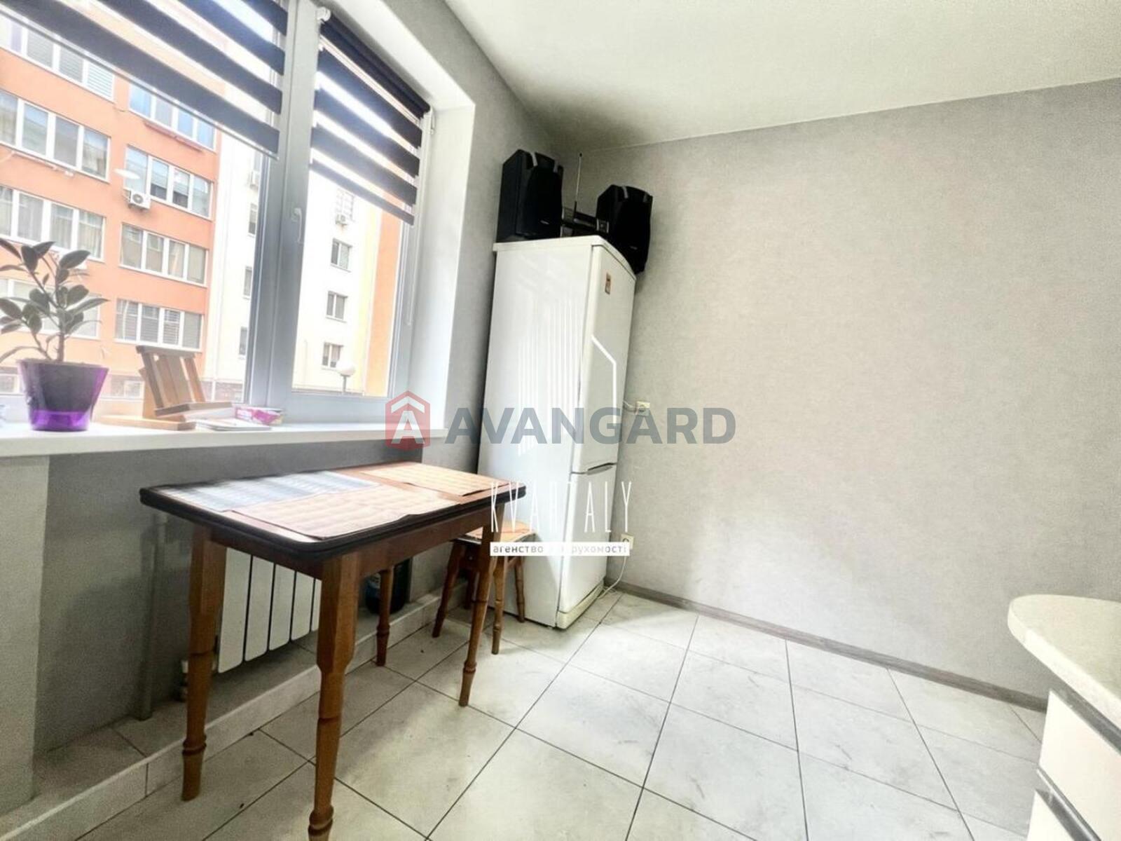 1 ��. ��������, 35/20/8 ��. �., 1/5 ������ ���� 1