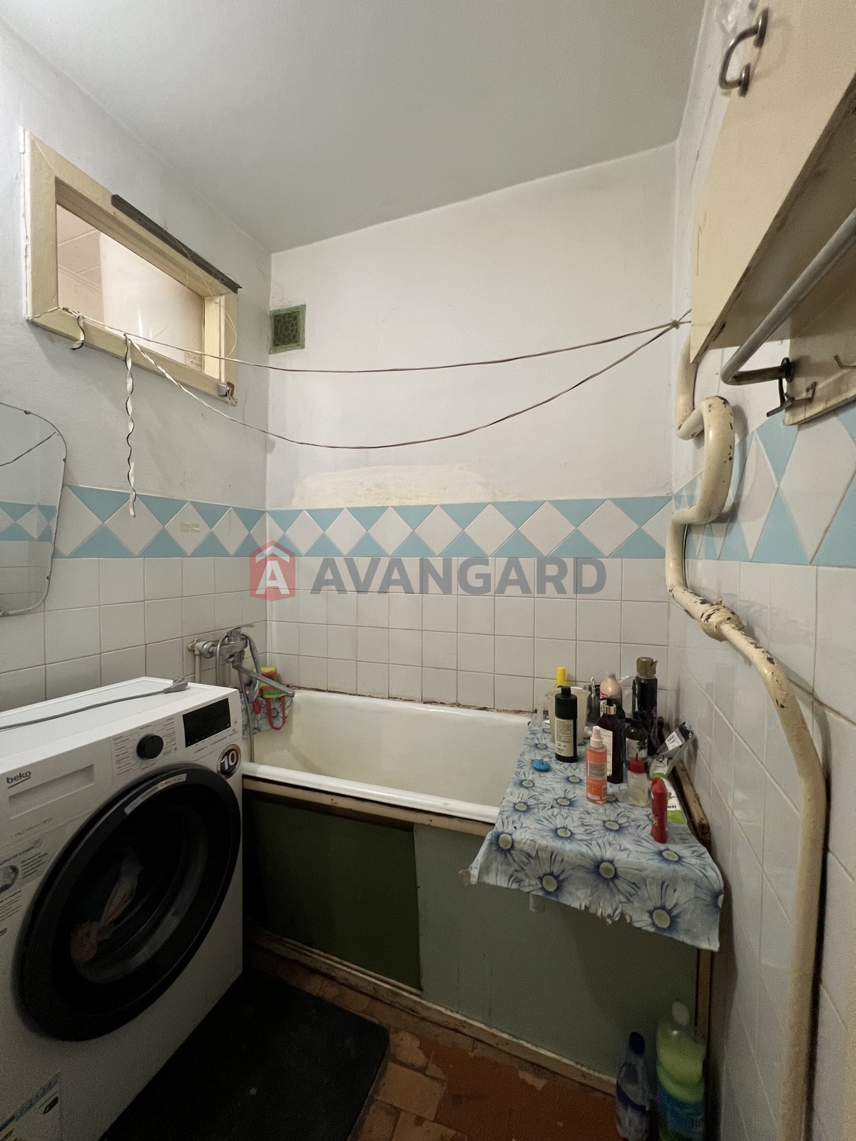 2 ��. ��������, 51/-/8 ��. �., 1/5 ������ ���� 5