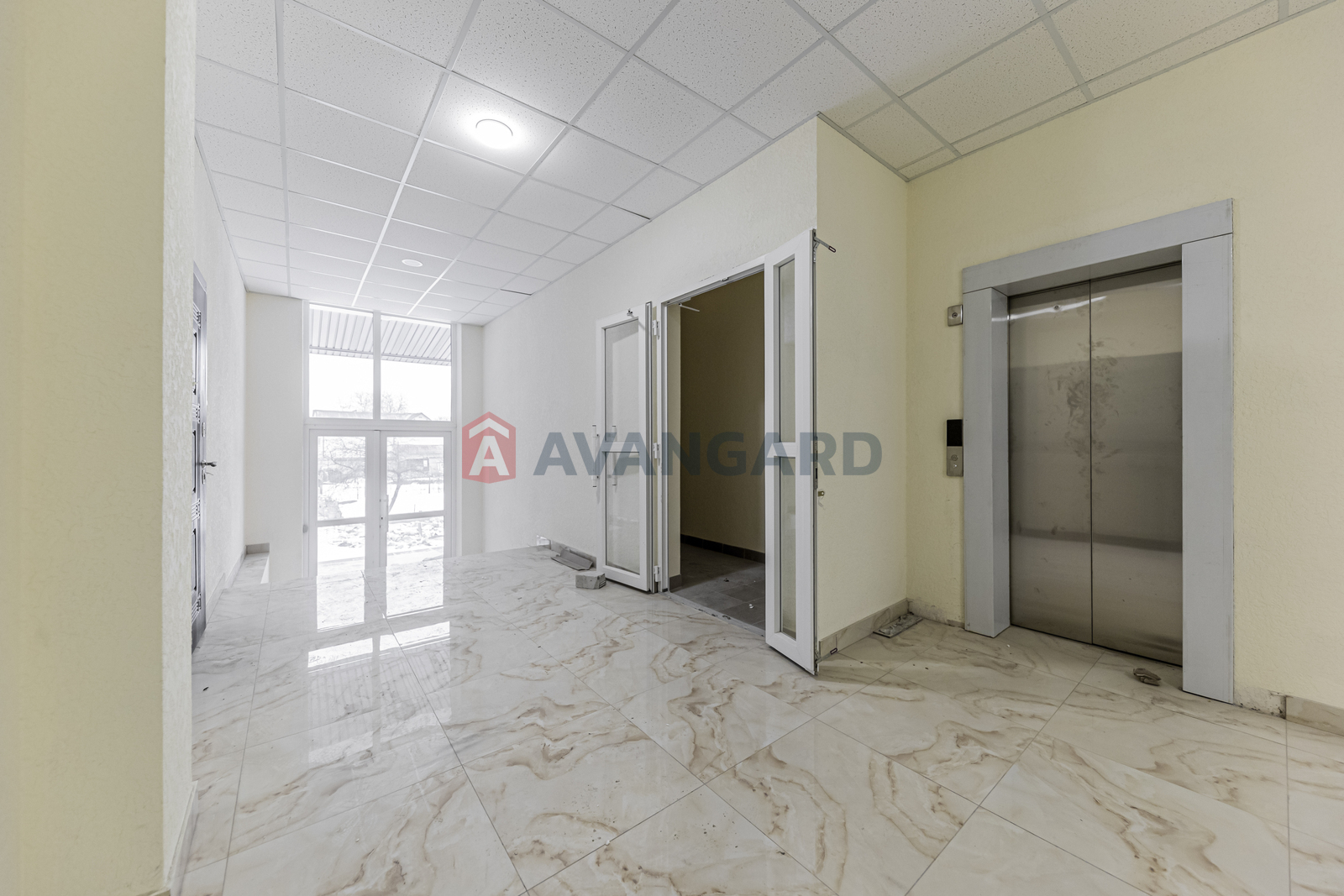 3 ��. ��������, 76,4/36/20 ��. �., 4/6 ������ ���� 19