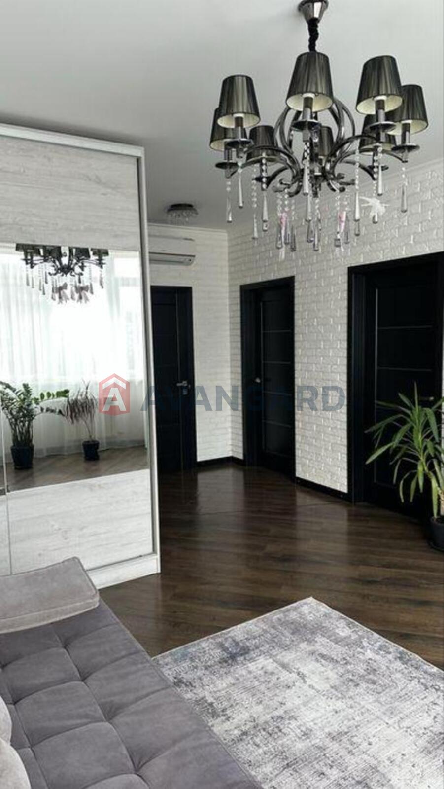 2 ��. ��������, 60/-/20 ��. �., 7/25 ������ ���� 11