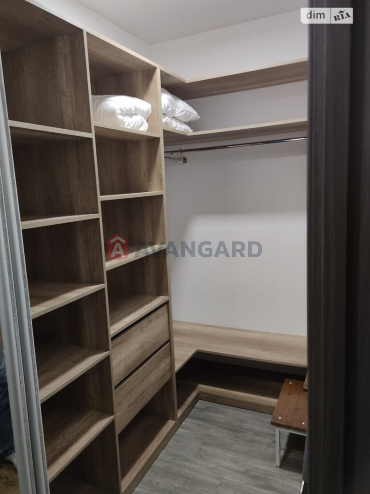 1 ��. ��������, 48/-/14 ��. �., 3/12 ������ ���� 10