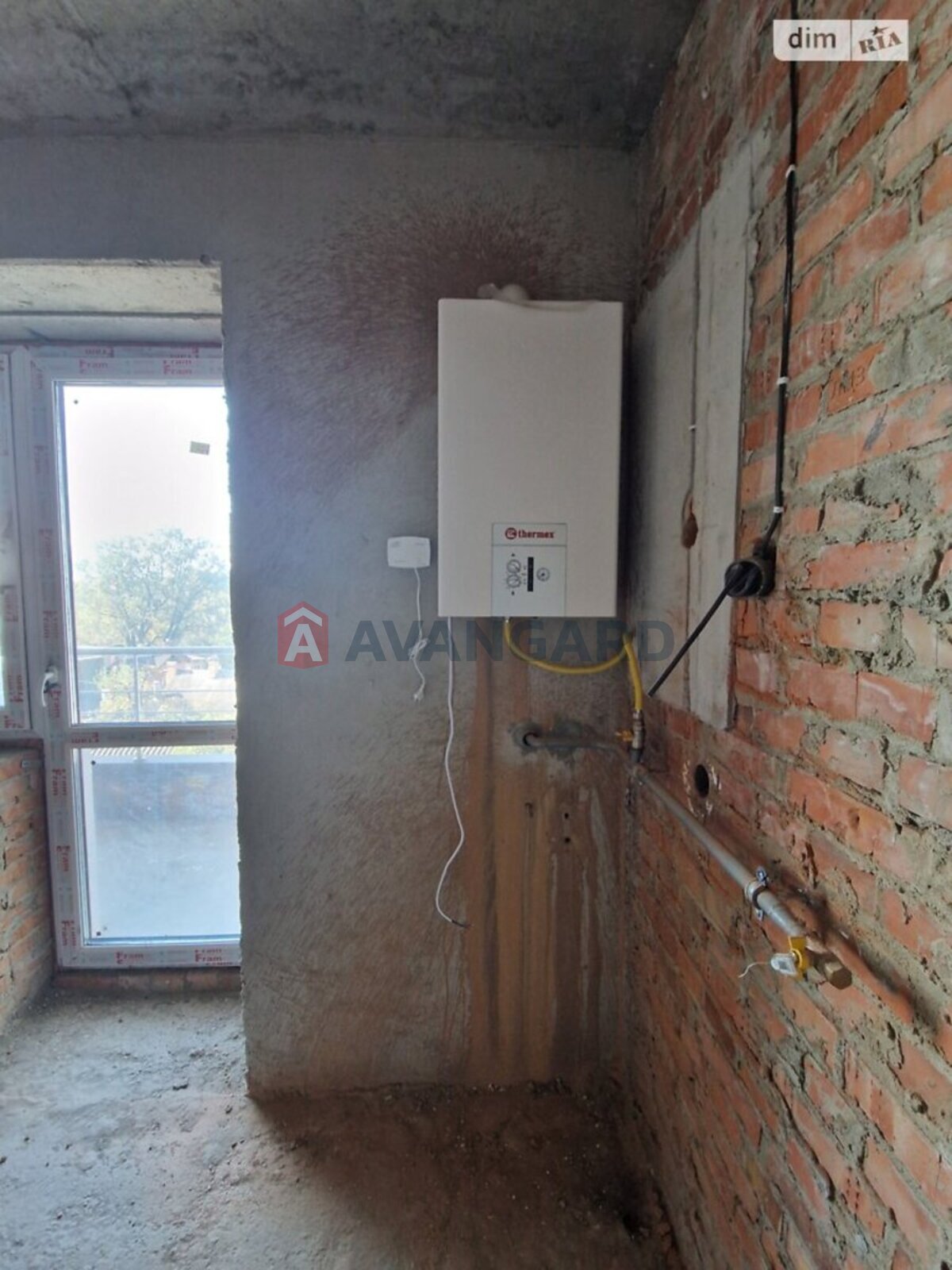 1 ��. ��������, 44/19/11 ��. �., 2/9 ������ ���� 9