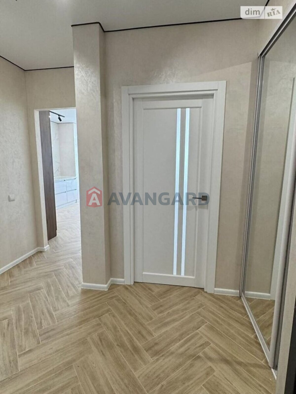 1 ��. ��������, 43000/-/- ��. �., 10/15 ������ ���� 2