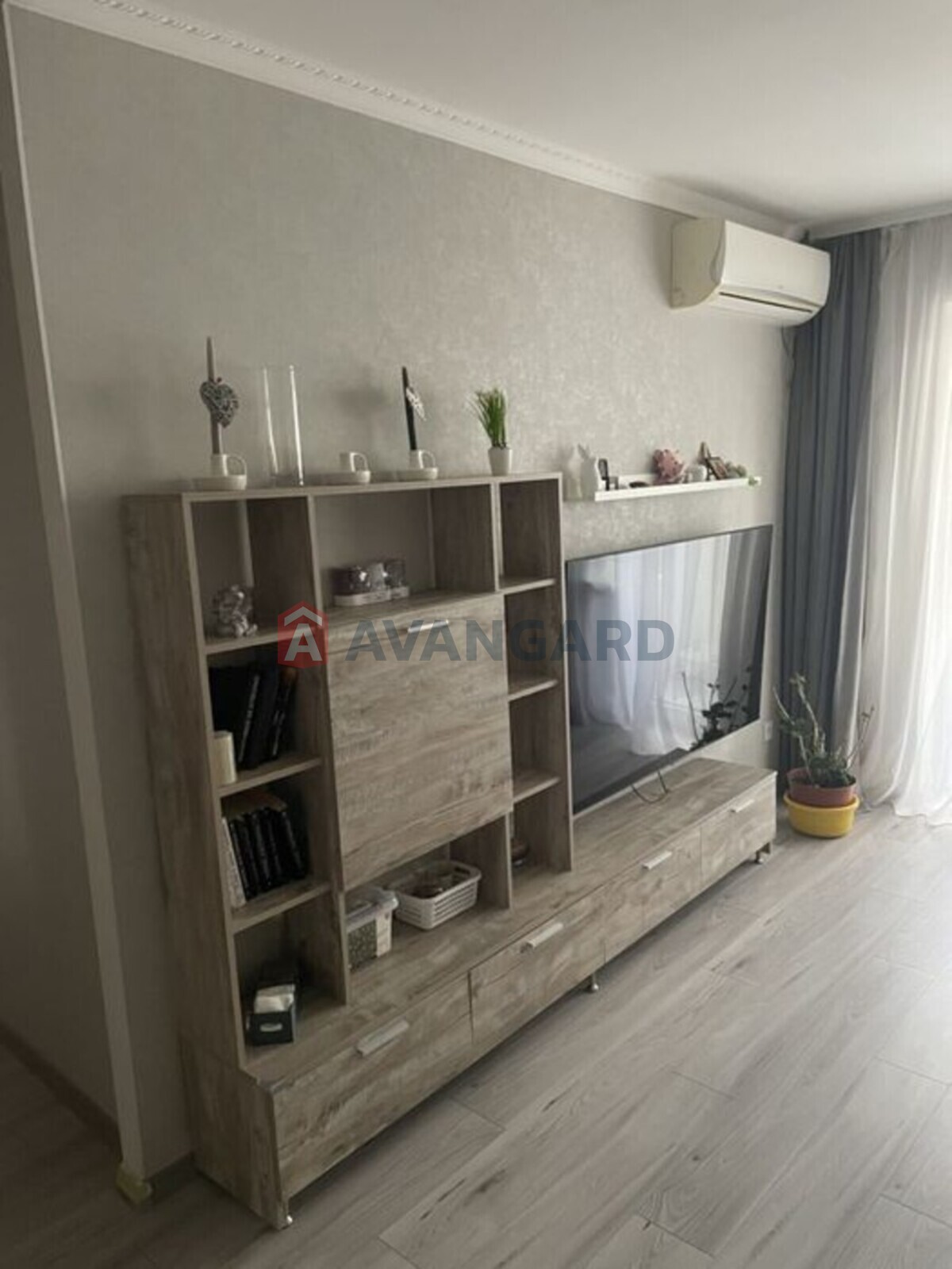 3 ����. ��������, 69/-/8 ��. �., 6/9 ���� ���� 13