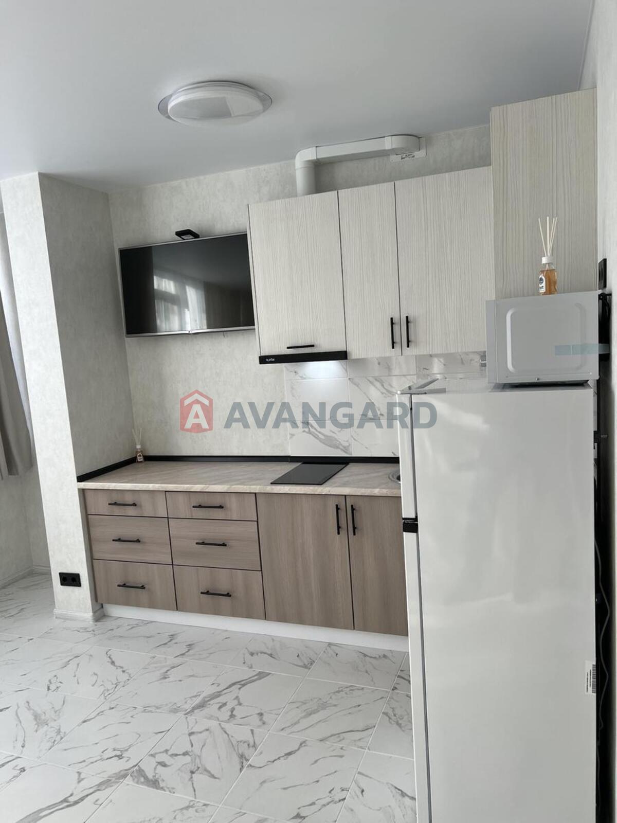 1 ��. ��������, -/-/- ��. �., 1/4 ������ ���� 9