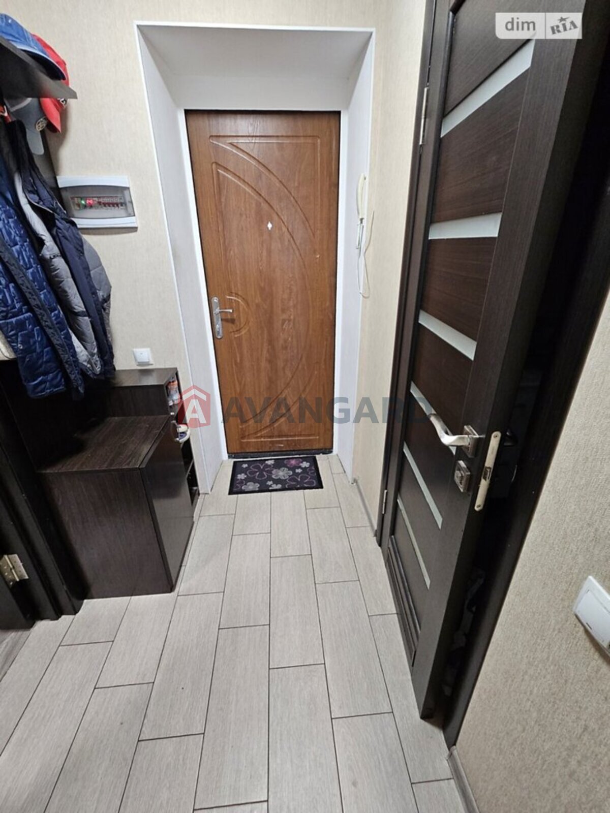 3 . , 83/45/15 . ., 10/11   5