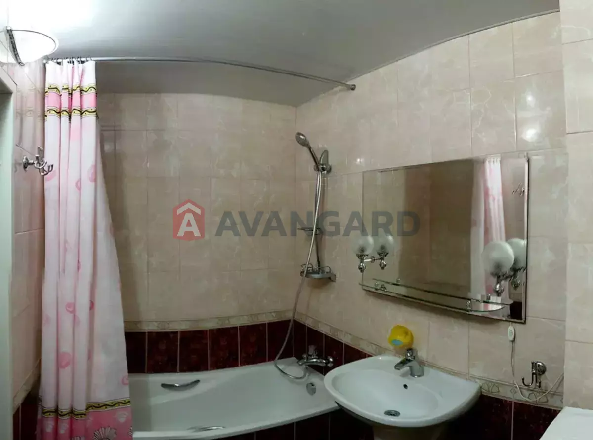 4 ��. ��������, 85/-/8 ��. �., 3/16 ������ ���� 4