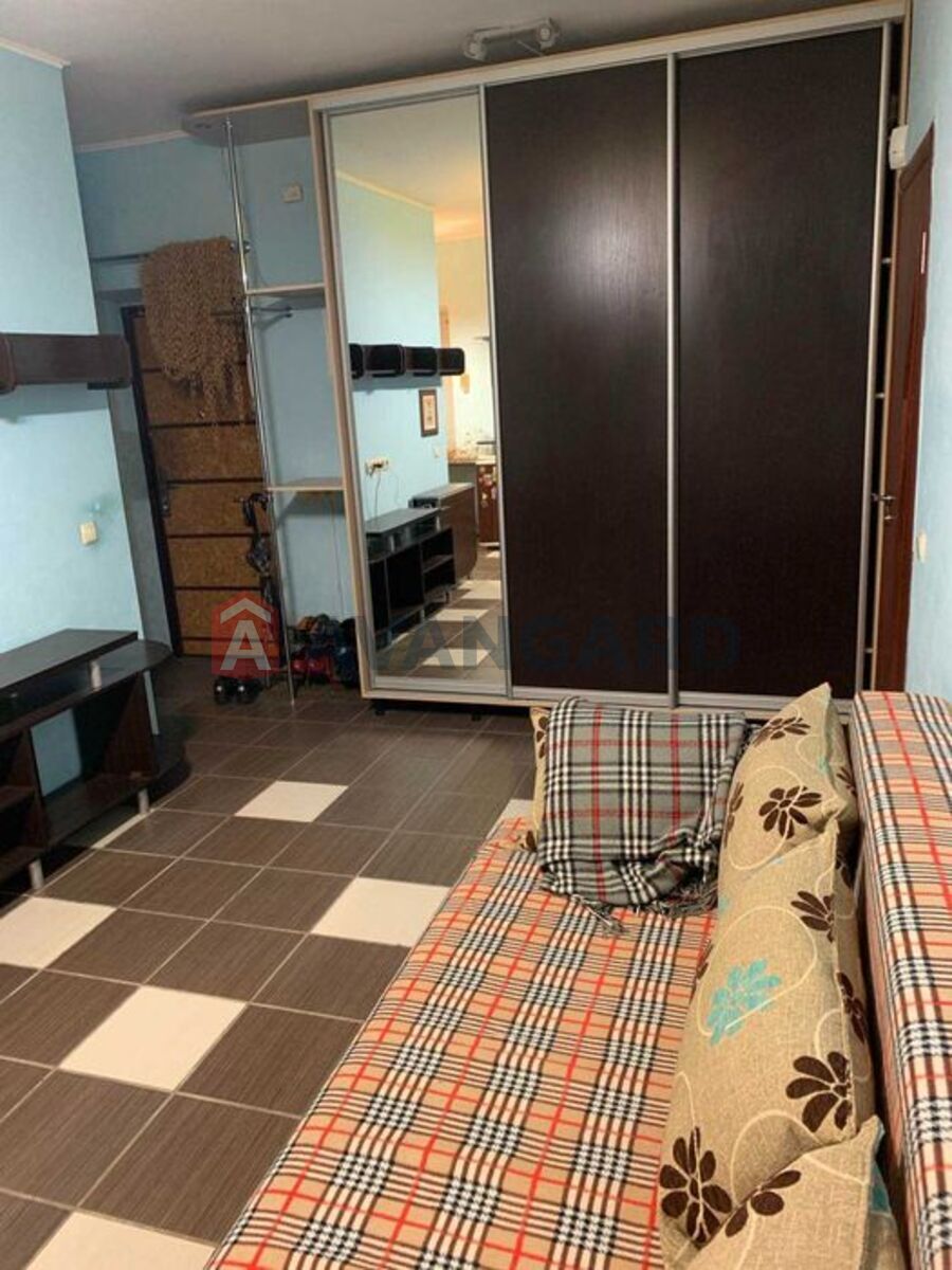 2 . , 41/-/5 . ., 1/5   10