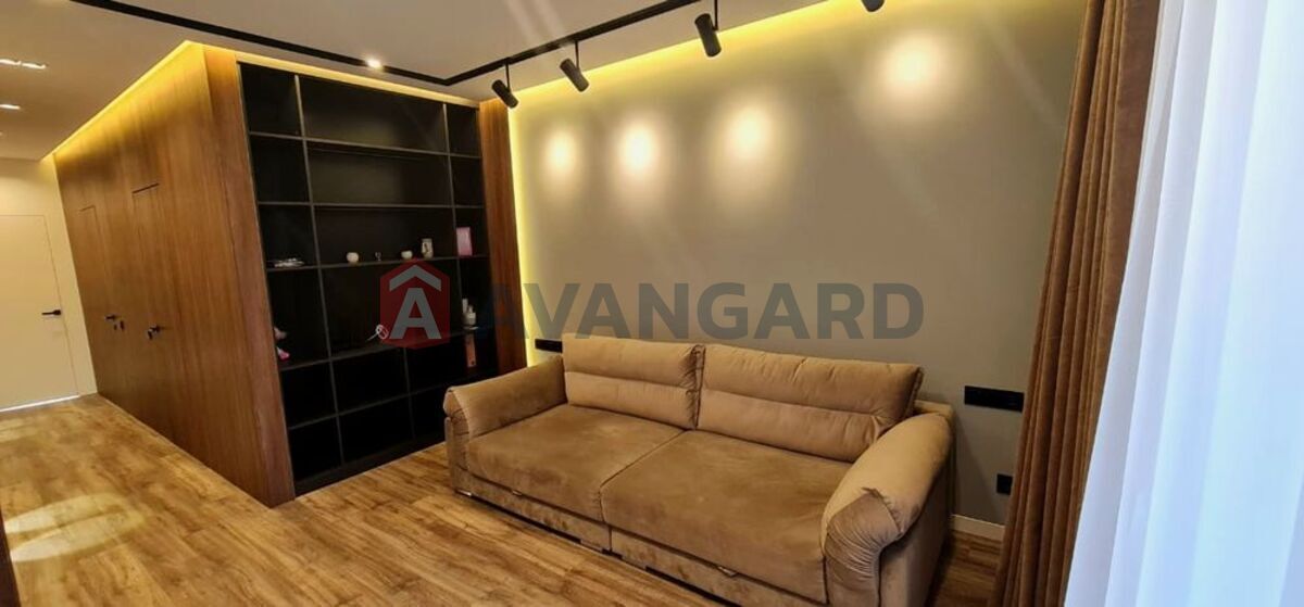 3 ��. ��������, 86/-/15 ��. �., 2/12 ������ ���� 11