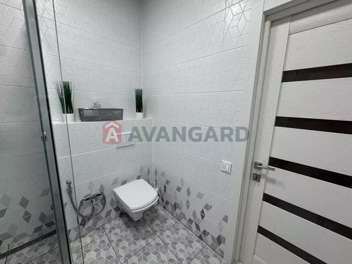 3 ����. ��������, 84/30/18 ��. �., 6/6 ���� ���� 10