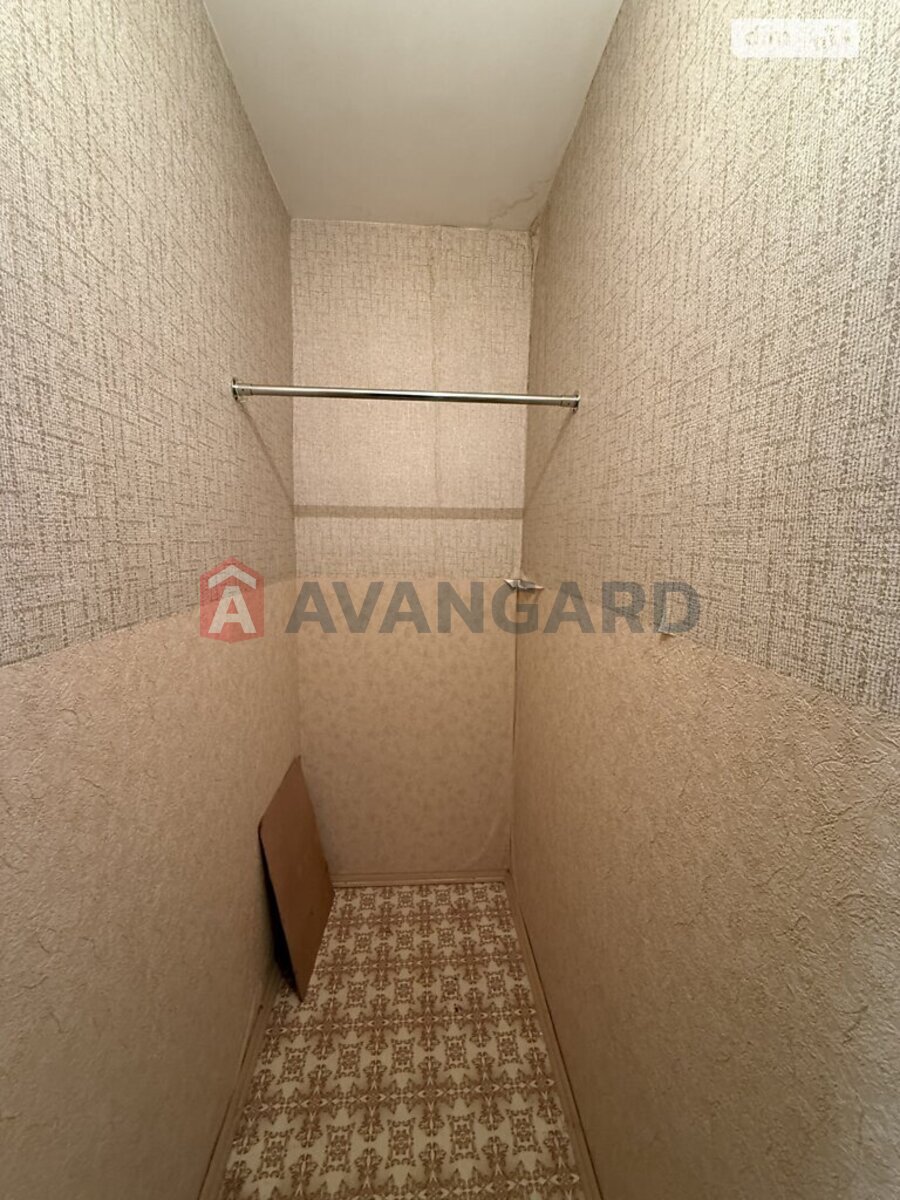 1 ��. ��������, 35/-/8 ��. �., 10/10 ������ ���� 3