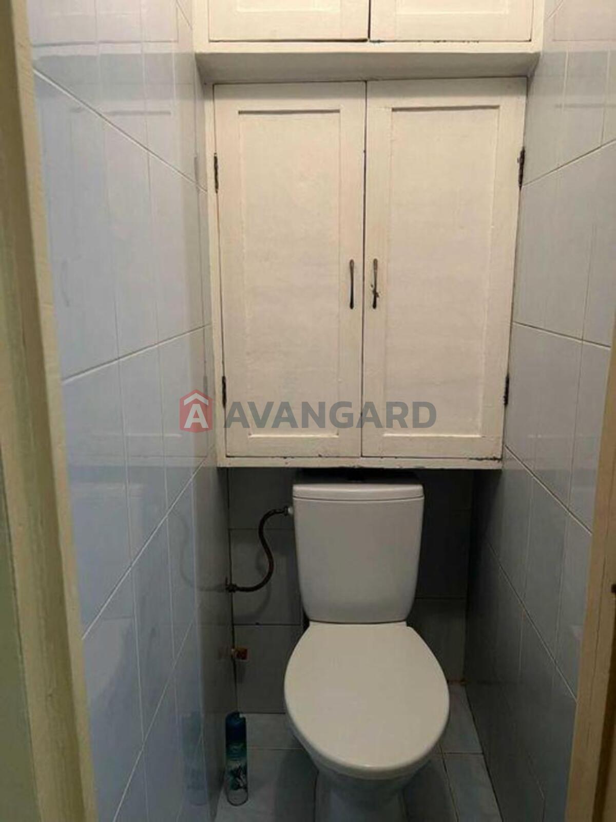 4 ����. ��������, 72/-/6 ��. �., 2/9 ���� ���� 9