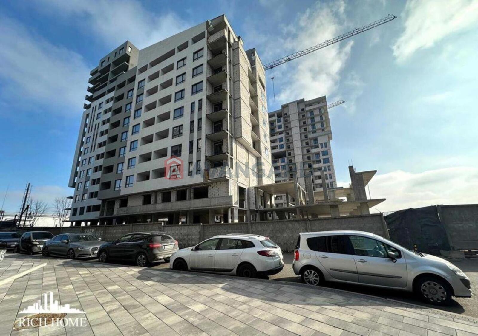 1 ��. ��������, 40/-/11 ��. �., 12/16 ������ ���� 3