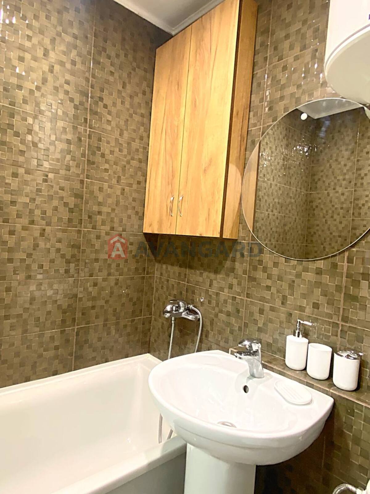 2 ��. ��������, 48,7/-/7,2 ��. �., 4/5 ������ ���� 11